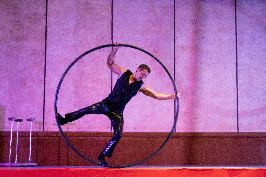 Circus Show Velas Vallarta