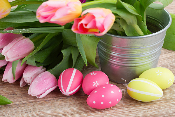 Hop into Spring with our Delicious Easter Brunch!