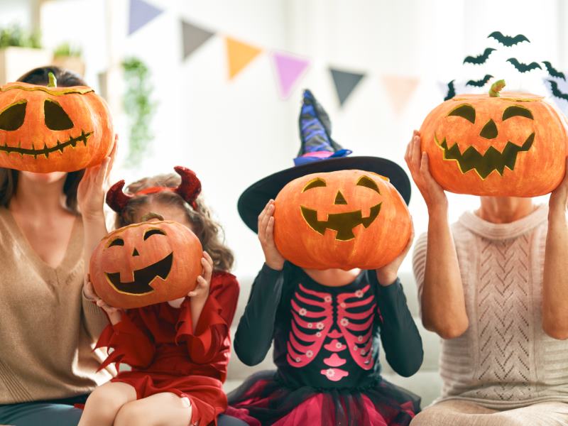 2023-09-22 01:00 - Halloween Weekend-2