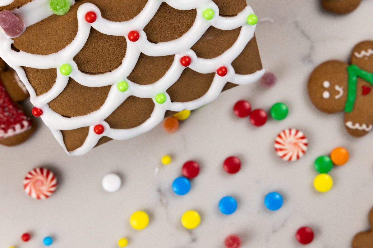 Gingerbread House Decorating photo 3