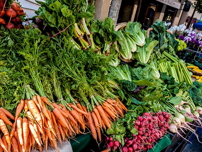 Monterey Farmer's Market at Del Monte Shopping Center